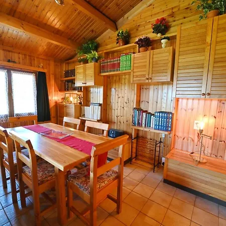 Alpehytte River View